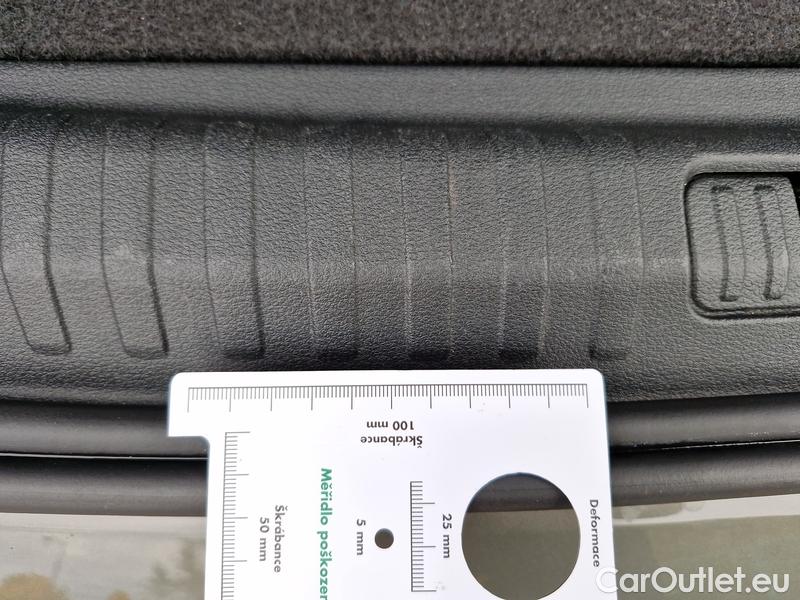  Audi  A6   Lim. (4A2)(04.2018->)  50 TFSIe Sport quattro AT #13