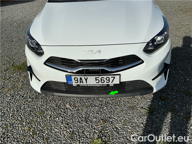  KIA  Cee'd Ceed 1.5 T-GDI 118 Spin #3