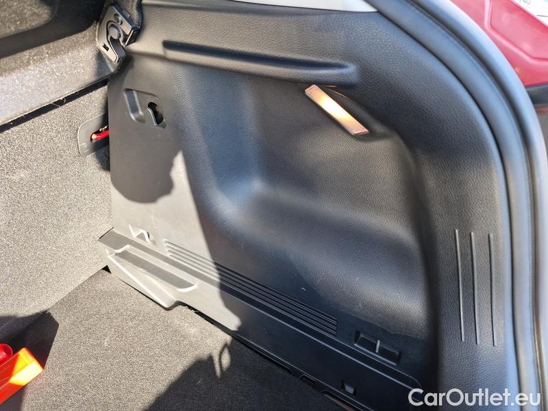  KIA  STONIC  (2017->)  1.2 DPI 62 Comfort #19