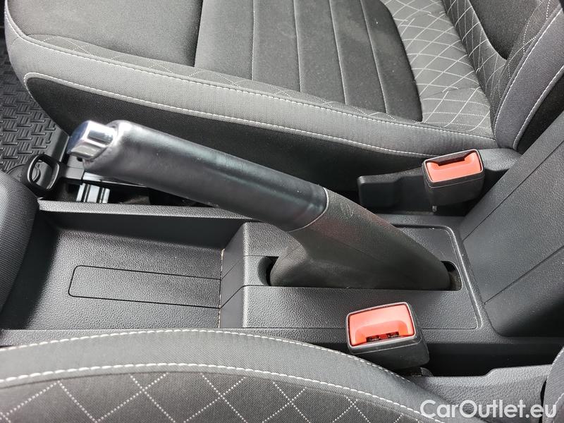  Skoda  Fabia  Combi (2015)  Com.1.0TSI 70 Ambition #9