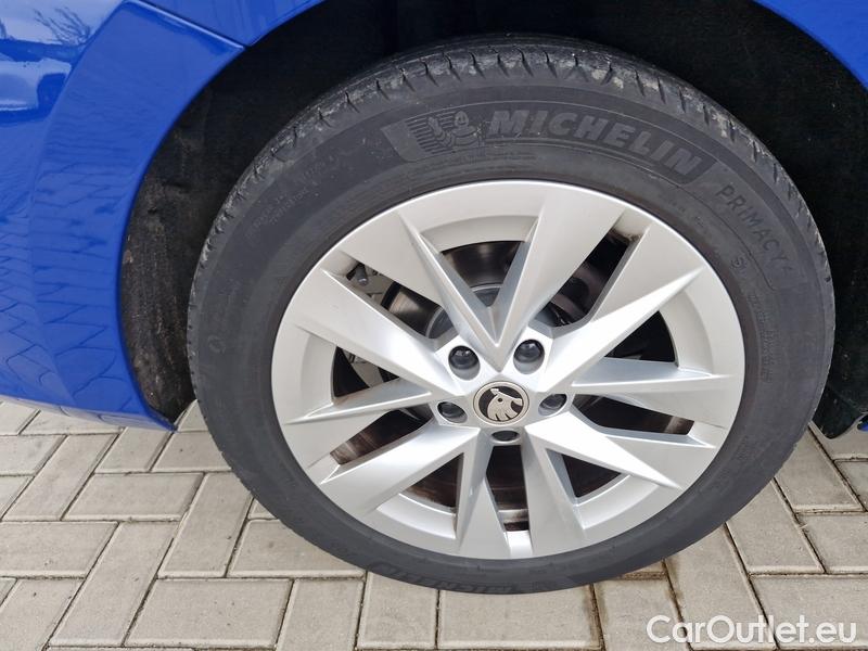  Skoda  Octavia  Combi (NX3)(2020) Oct.Combi 2.0TDI 85 Style #18