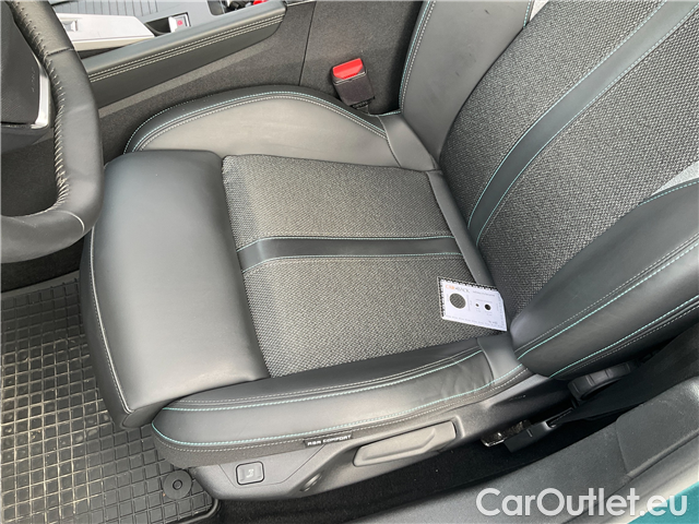  Peugeot  308  SW 1.2PT 130 Allure AT #9