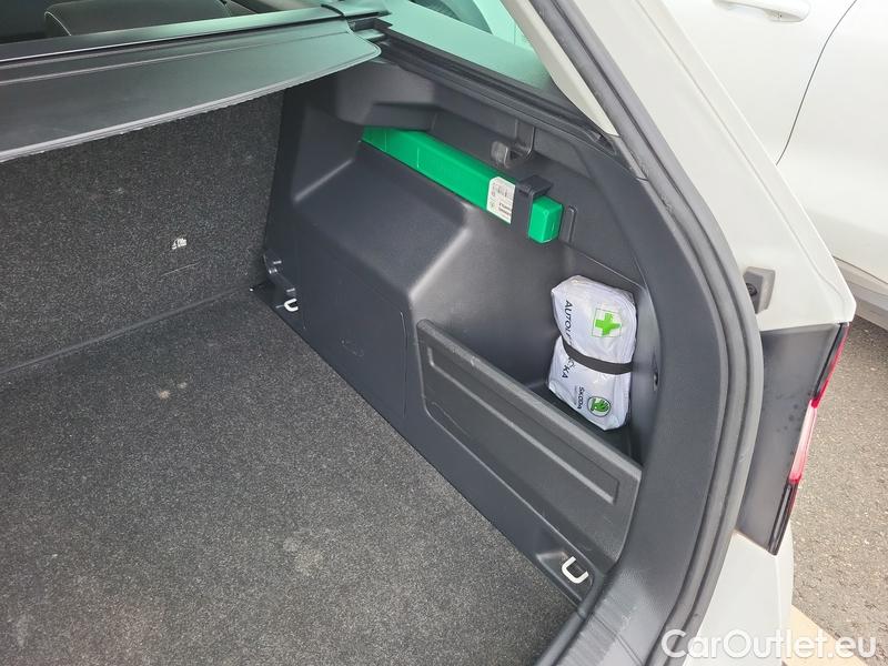  Skoda  Fabia  Combi (2015)  Com.1.0TSI 70 Ambition #14