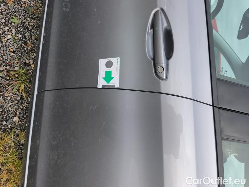  Peugeot  308 -SW  (P5) (2021)  SW 1.5BHDi 130 ACTIVE P 5d #7