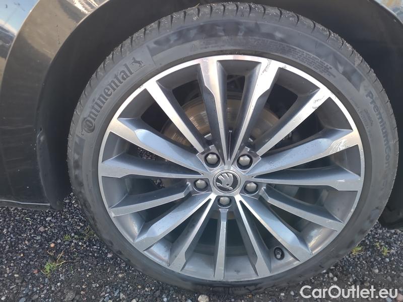  Skoda  Superb  Combi (3V5)(2015) Supe.2.0TDI 147 L&K Combi Aut #9