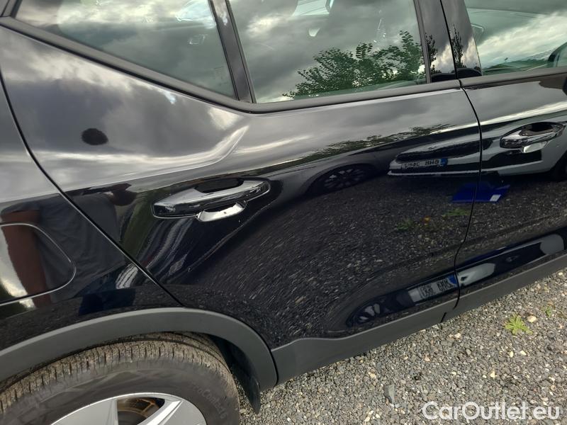  Volvo  XC 40  (2017->) XC40 B3 Core AT 5d #9