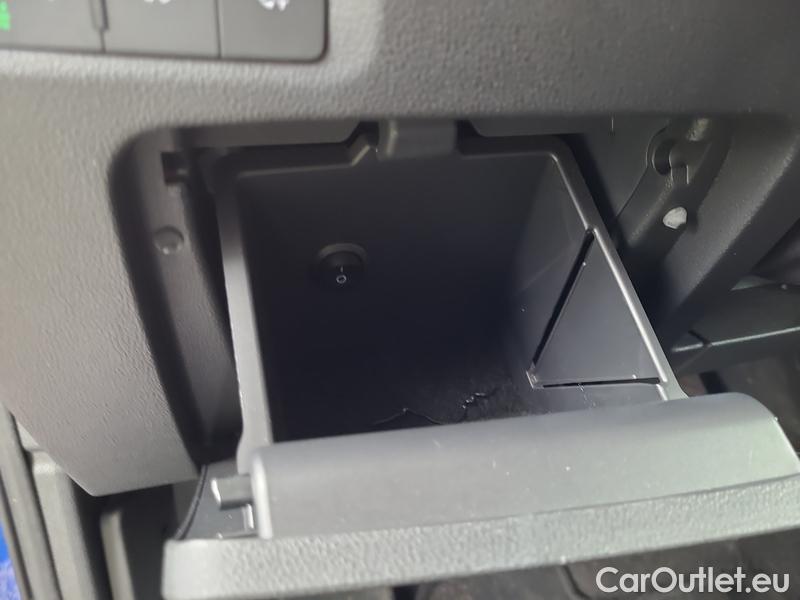  Skoda  Octavia  Lim. (NX3)(2020)  1.0TSI 81 Style #5