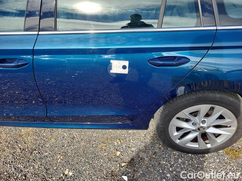  Skoda  Octavia  Combi (NX3)(2020) Oct.Combi 1.5TSI 110 Style Aut #5