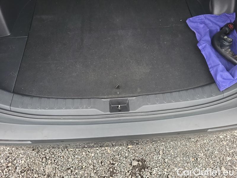  Toyota  RAV4  2019  2.5 Hyb Comfort e-CVT 5d #12