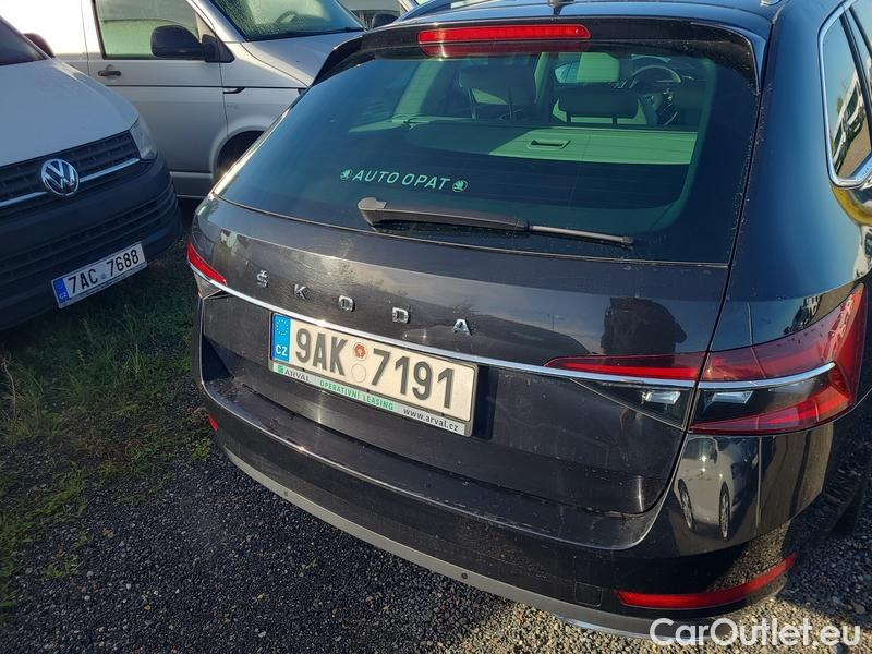  Skoda  Superb  Combi (3V5)(2015) Supe.2.0TDI 147 L&K Combi Aut #21