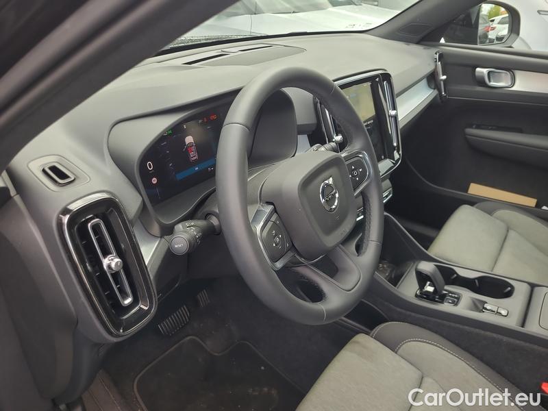  Volvo  XC 40  (2017->) XC40 B3 Core AT 5d #4