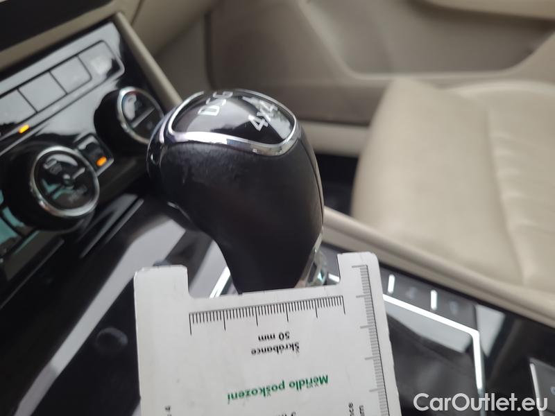  Skoda  Superb  Combi (3T5)(2010) Sup.C.FL2.0TDI 140 L&K 4x4 AT #15