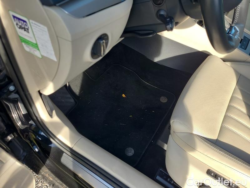  Skoda  Superb  Combi (3V5)(2015) Supe.2.0TDI 147 L&K Combi Aut #11