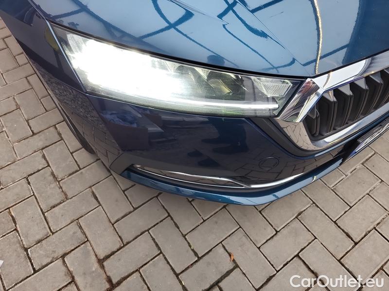  Skoda  Octavia  Lim. (NX3)(2020) Oct.2.0TDI 110 Style 5d #3