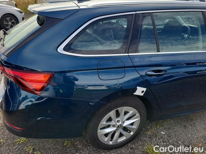  Skoda  Octavia  Combi (NX3)(2020) Oct.Combi 1.5TSI 110 Style Aut #9