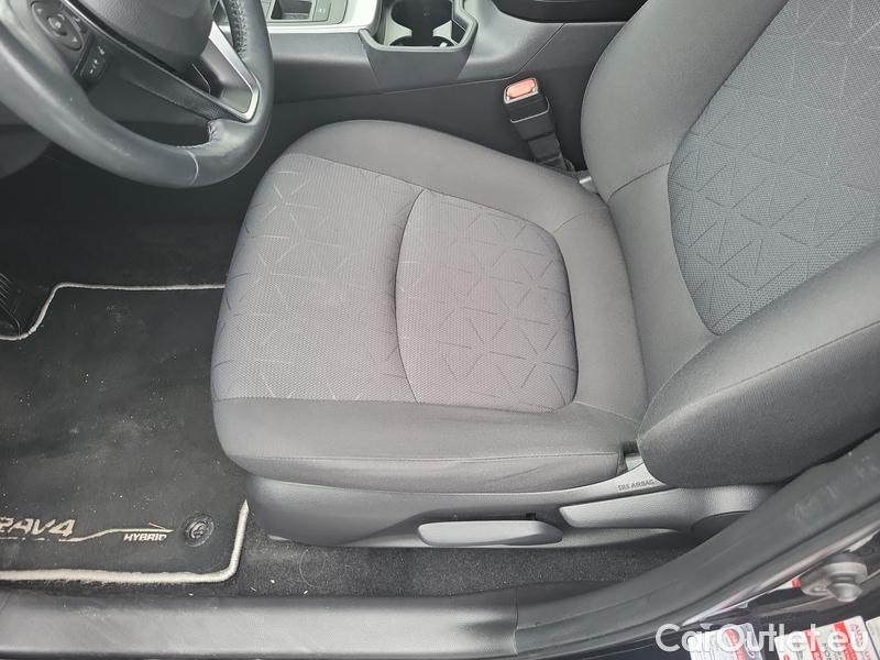  Toyota  RAV4  2019  2.5 Hyb Comfort e-CVT 5d #17