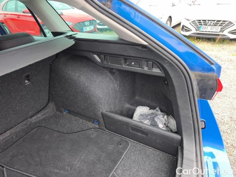  Skoda  Octavia  Combi (NX3)(2020) Oct.C.2.0TDI 110 4x4 Style AT #9