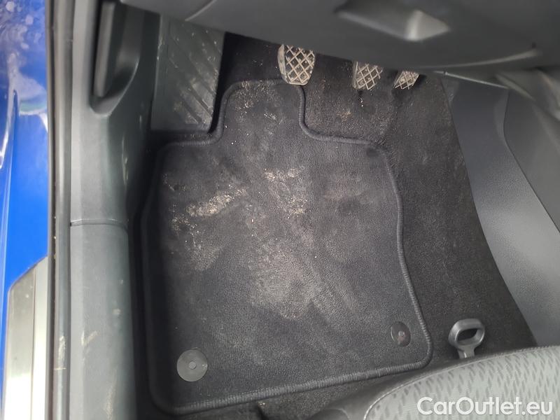  Skoda  Octavia  Lim. (NX3)(2020)  1.0TSI 81 Style #3