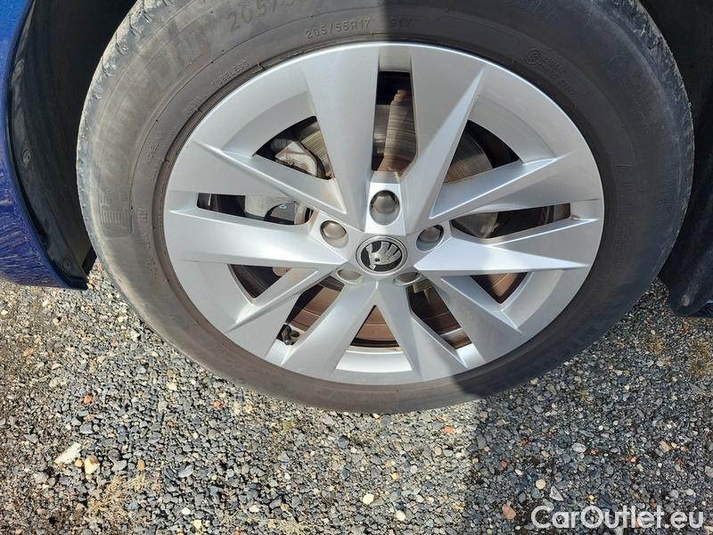  Skoda  Octavia  Combi (NX3)(2020) Oct.Combi 1.5TSI 110 Style Aut #2