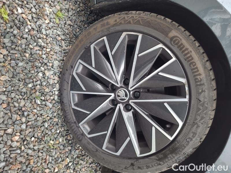  Skoda  Superb  Combi (3T5)(2010) Sup.C.FL2.0TDI 140 L&K 4x4 AT #7