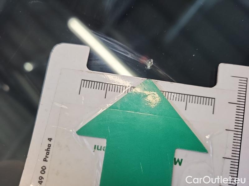  Volkswagen  Passat  Pas.Var.2.0TDI 110 Elegance AT #3