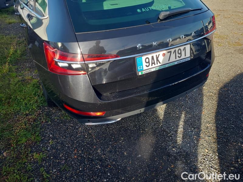  Skoda  Superb  Combi (3V5)(2015) Supe.2.0TDI 147 L&K Combi Aut #4