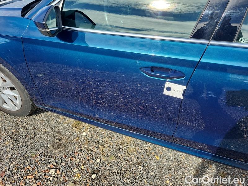  Skoda  Octavia  Combi (NX3)(2020) Oct.Combi 1.5TSI 110 Style Aut #4