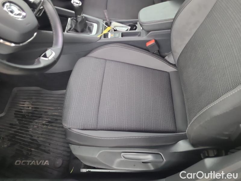  Skoda  Octavia  Combi (NX3)(2020) Oct.Combi 2.0TDI 85 Ambition #3