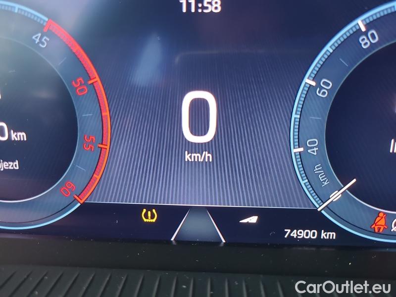  Skoda  Octavia  Lim. (NX3)(2020) Oct. 2.0TDI 110 Style AT 5d #10