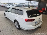  Volkswagen  Passat  Pas.Var.2.0TDI 110 Elegance AT #4