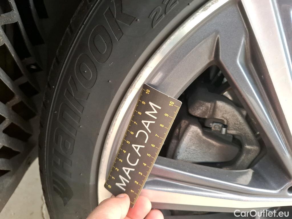  Bmw  Serie 1 BMW Série 1 / 2019 / 5P / Berline 1.5 116I Business Design #78