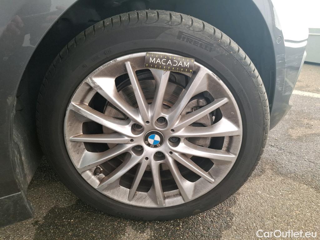  Bmw  Serie 1 BMW Série 1 / 2019 / 5P / Berline 1.5 116D DKG7 Business Design #28