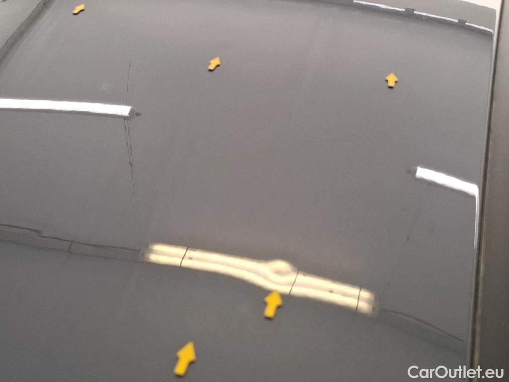  Bmw  Serie 1 BMW Série 1 / 2019 / 5P / Berline 1.5 116D DKG7 Business Design #8