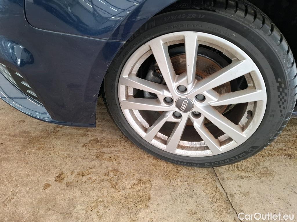  Audi  A3 AUDI  Sportback / 2016 / 5P / Berline 30 TDI 116 BUSINESS LINE #35