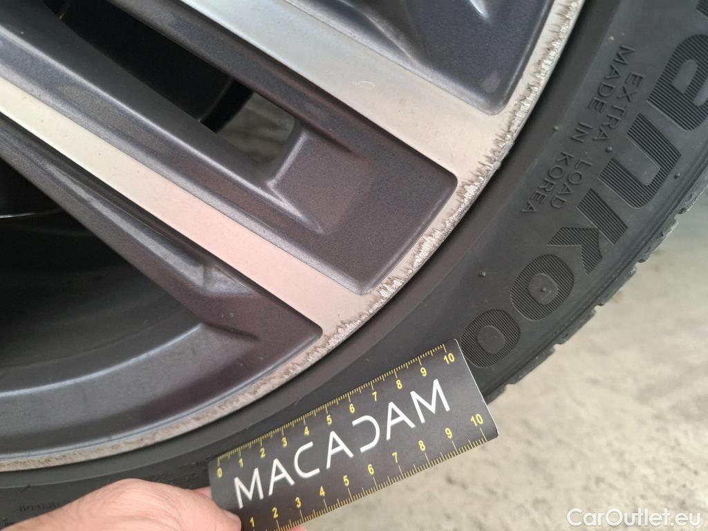  Bmw  Serie 1 BMW Série 1 / 2019 / 5P / Berline 1.5 116I Business Design #82