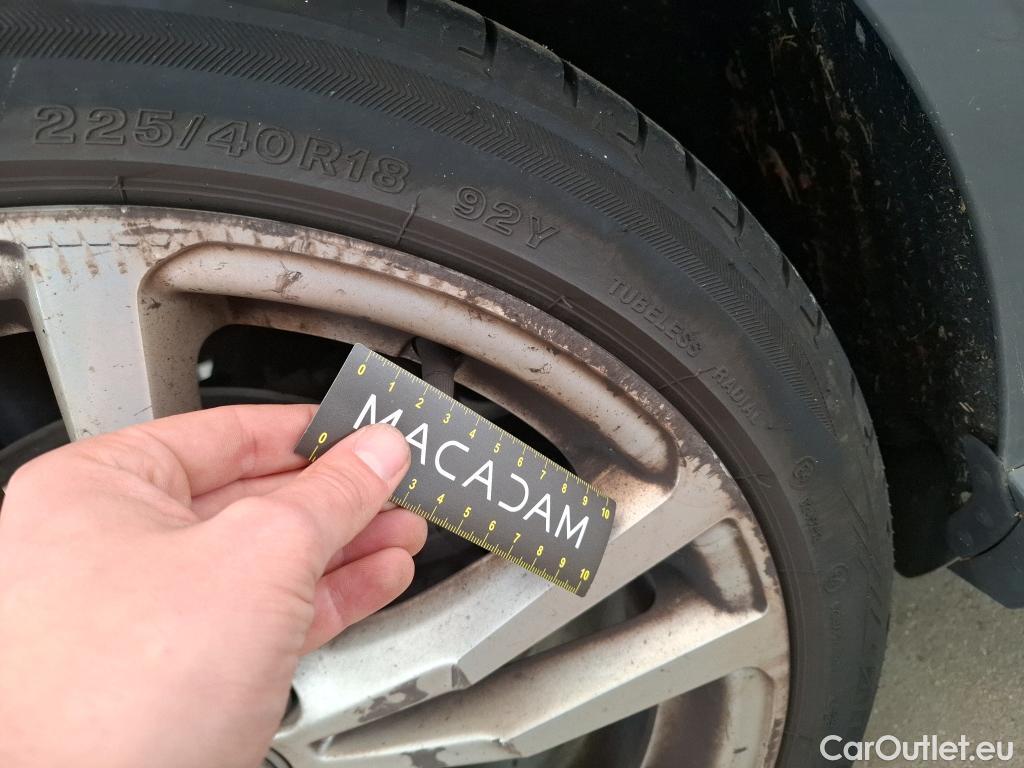  Audi  A3 AUDI  Berline 4p Berline 2.0 TDI 150 S TRONIC S LINE #26