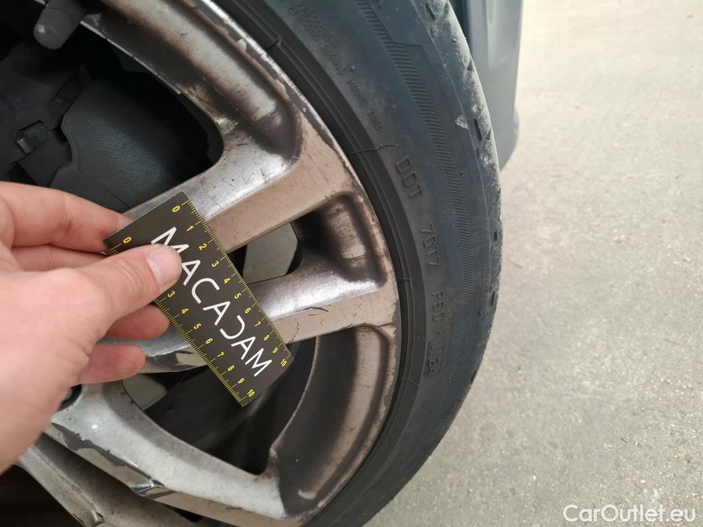  Audi  A3 AUDI  Berline 4p Berline 2.0 TDI 150 S TRONIC S LINE #33