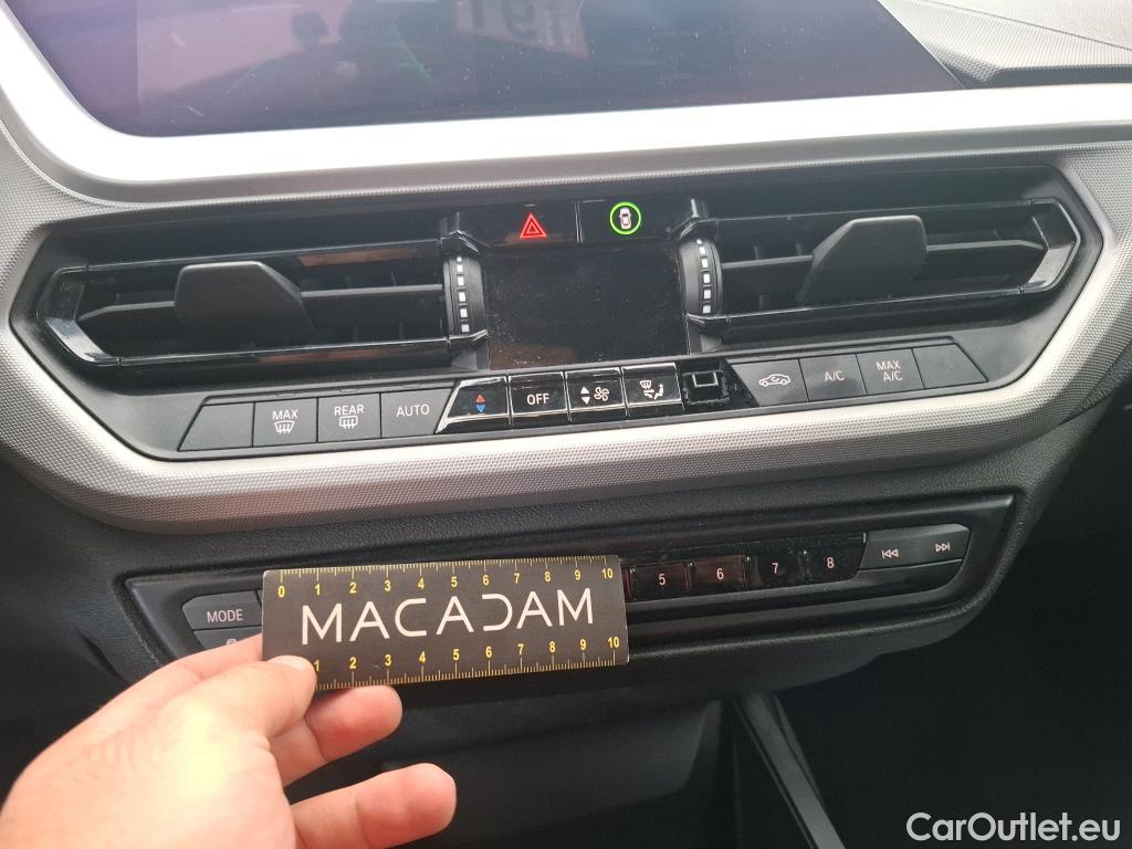  Bmw  Serie 1 BMW Série 1 / 2019 / 5P / Berline 1.5 116I Business Design #1