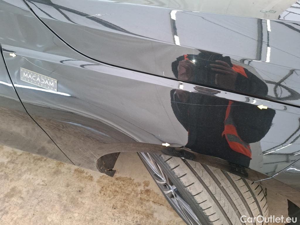  Bmw  Serie 1 BMW Série 1 / 2019 / 5P / Berline 1.5 116I Business Design #43