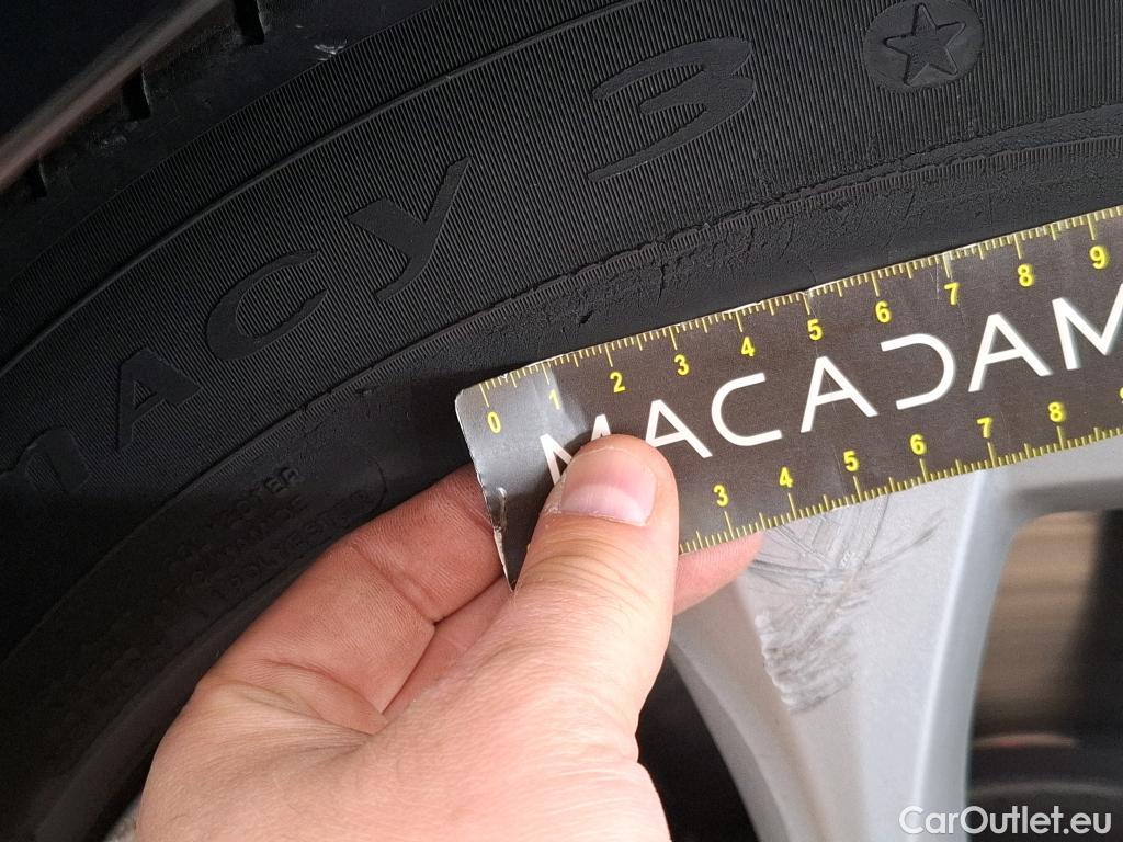  Bmw  Serie 2 Série 2 Gran Tourer 218d Lounge 2.0 150CV BVA8 E6d #25