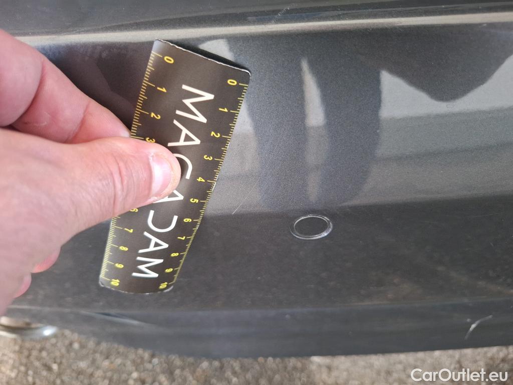  Bmw  Serie 1 BMW Série 1 / 2019 / 5P / Berline 1.5 116D DKG7 Business Design #60