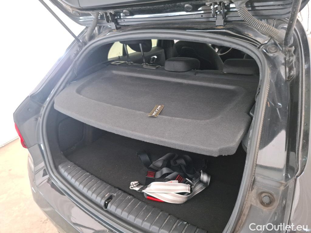  Bmw  Serie 1 BMW Série 1 / 2019 / 5P / Berline 1.5 116I Business Design #110