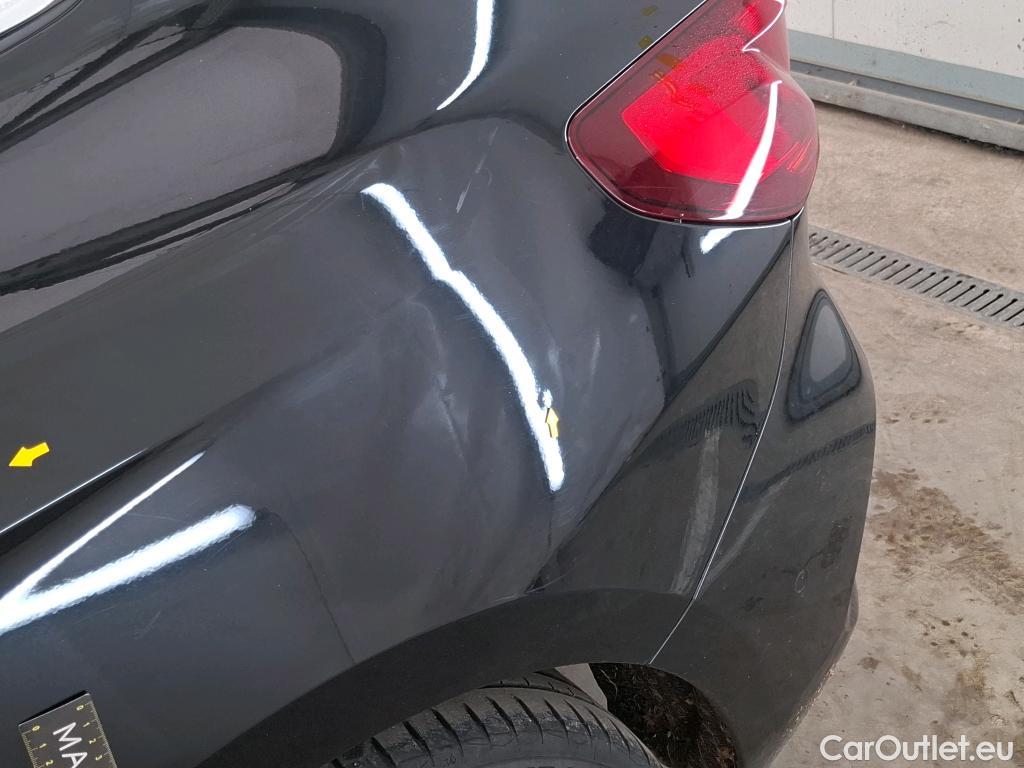  Bmw  Serie 1 BMW Série 1 / 2019 / 5P / Berline 1.5 116I Business Design #93