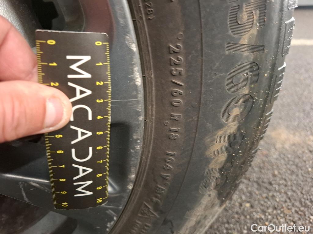  Ford  Kuga FORD  / 2019 / 5P / SUV 2.5 190 Hybrid FlexiFuel Pshif ST-Line B #13