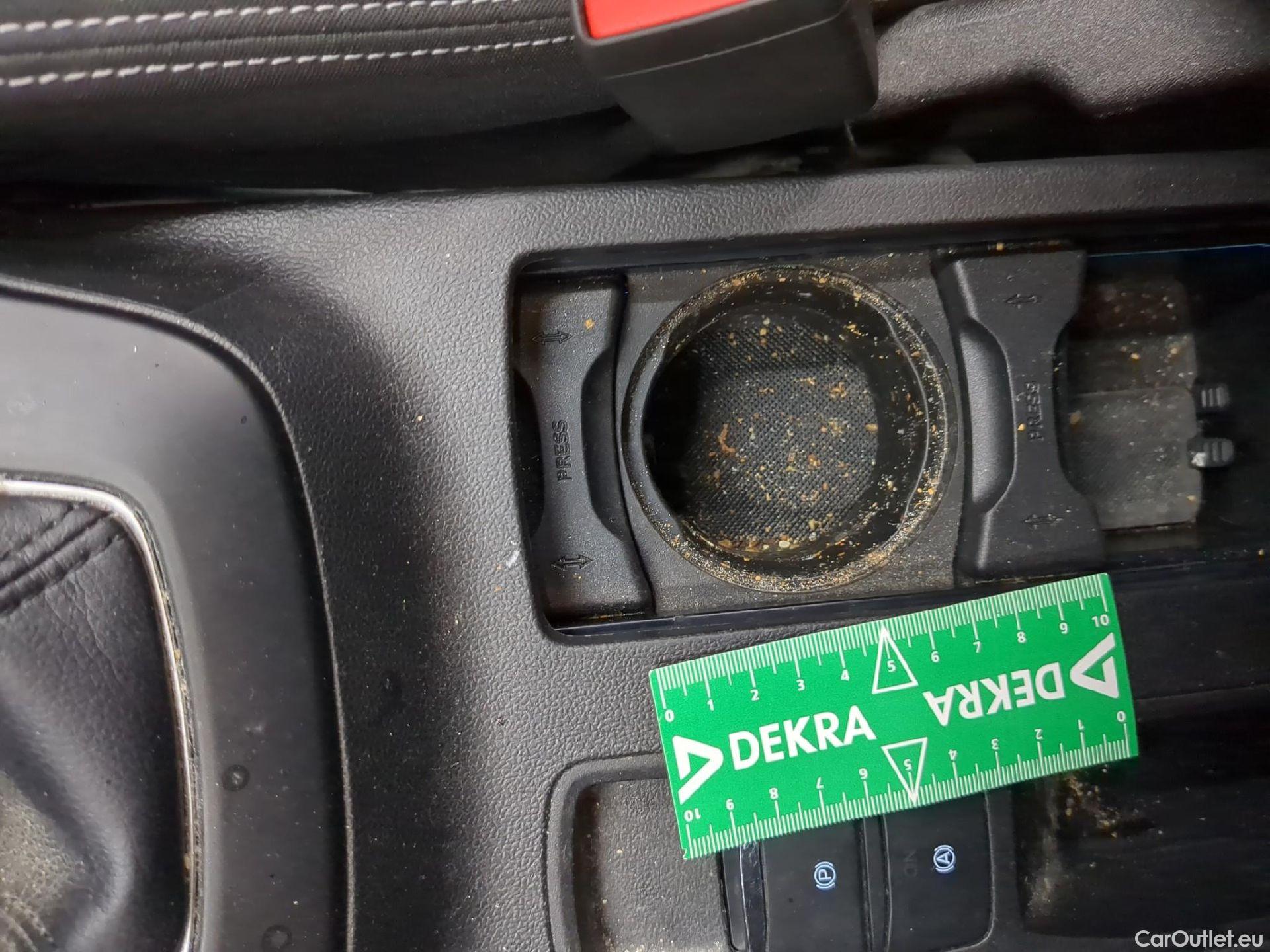  Ford  Focus  Berline Titanium 1.0 EcoBoost 125CV BVM6 E6dT #34