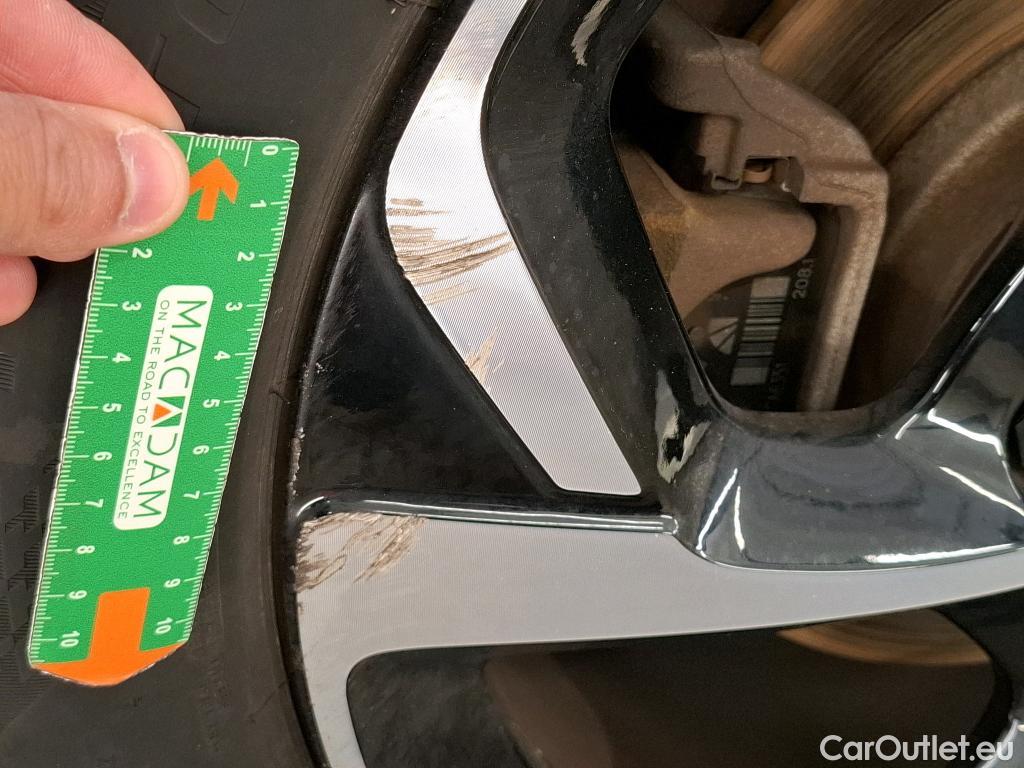  Citroen  C5  Aircross Shine Hybrid 1.6 225CV BVA8 E6d #15