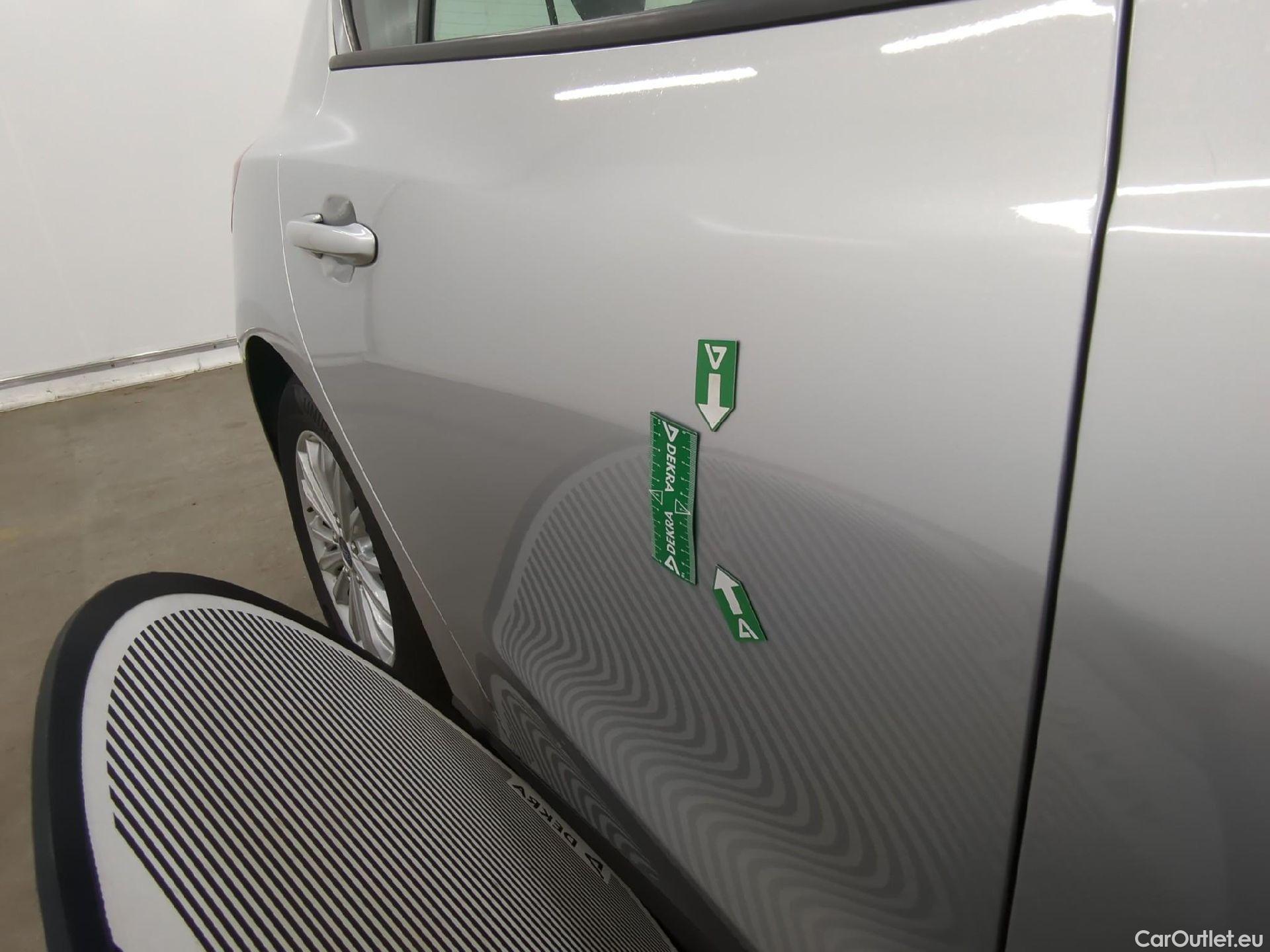  Ford  Focus  Berline Titanium 1.0 EcoBoost 125CV BVM6 E6dT #18