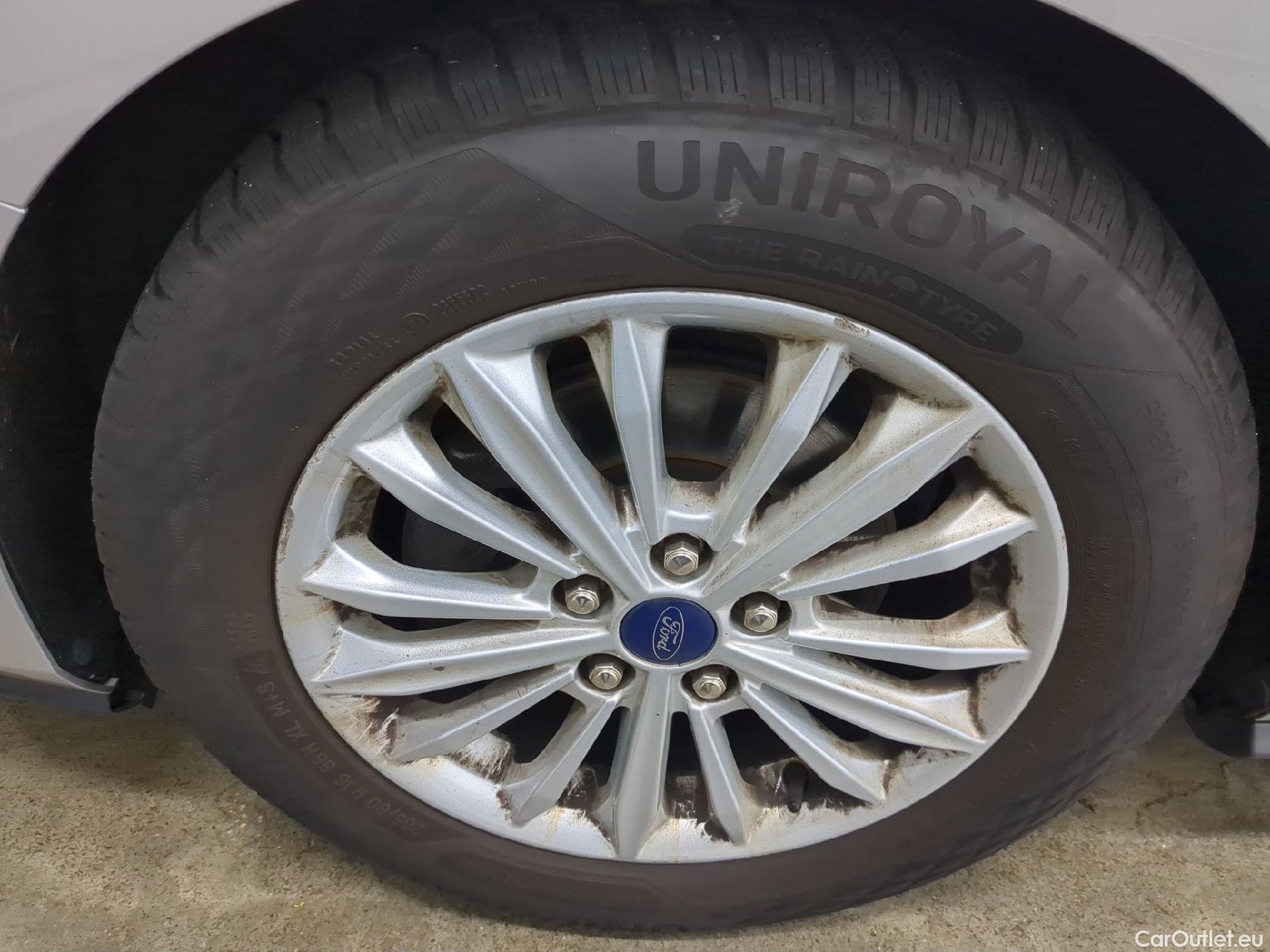  Ford  Focus  Berline Titanium 1.0 EcoBoost 125CV BVM6 E6dT #6