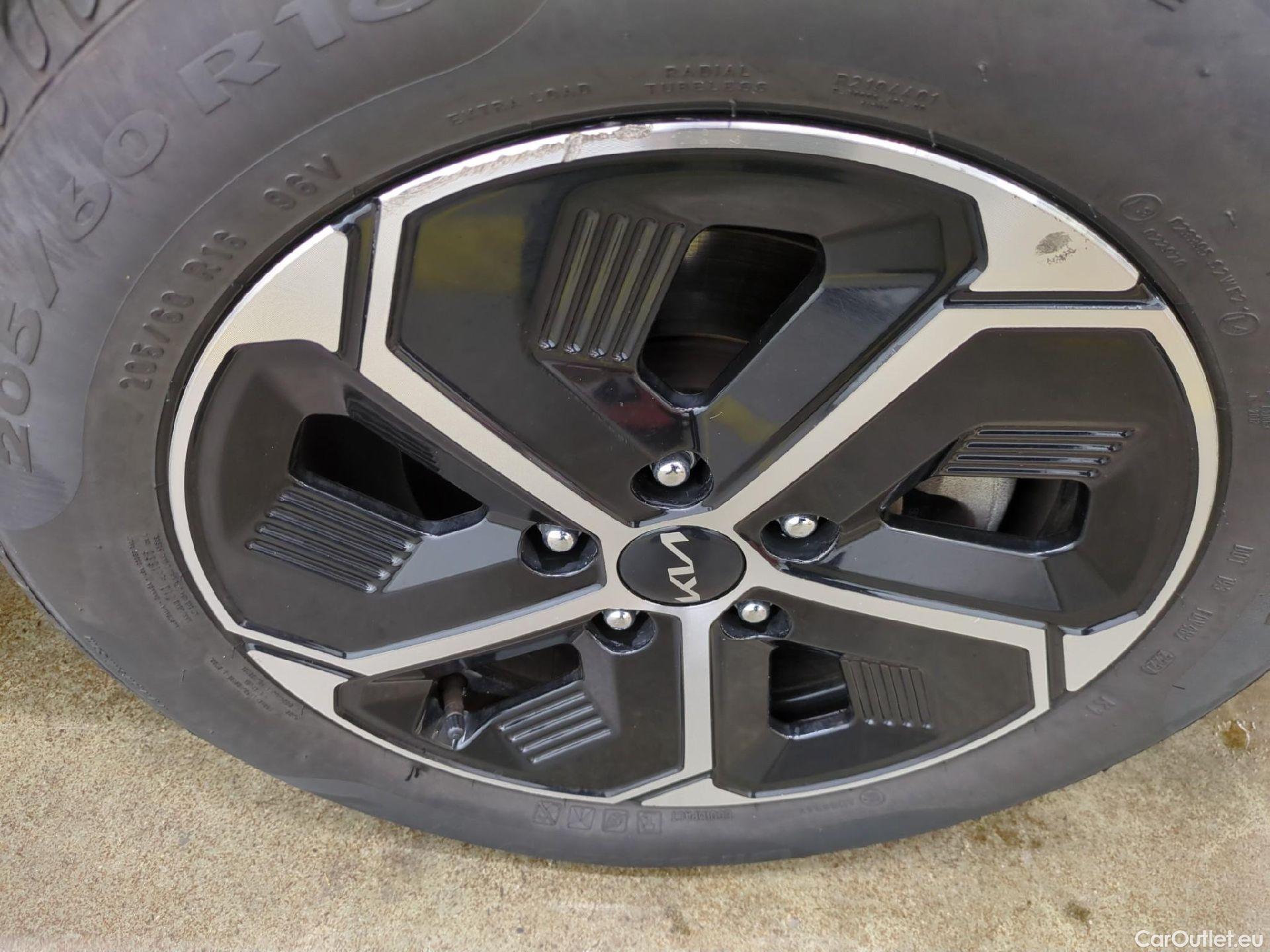  KIA  Niro  Active 1.6 140CV BVA6 E6d #5