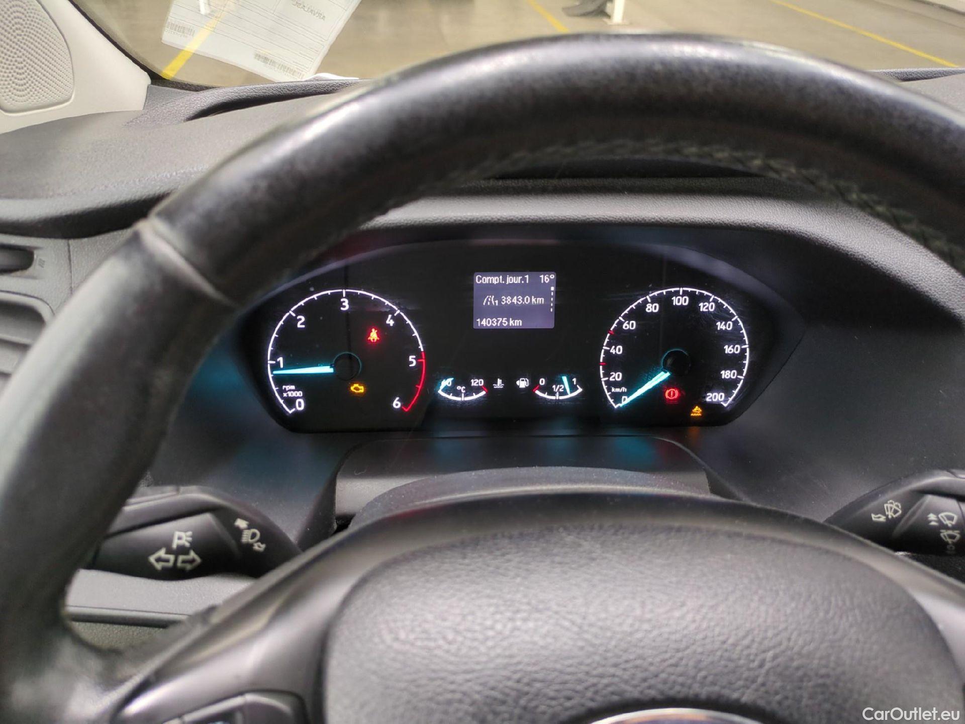  Ford  Transit  Custom/Tourneo Custom Combi 320 L1 Trend 2.0 130CV BVM6 #8